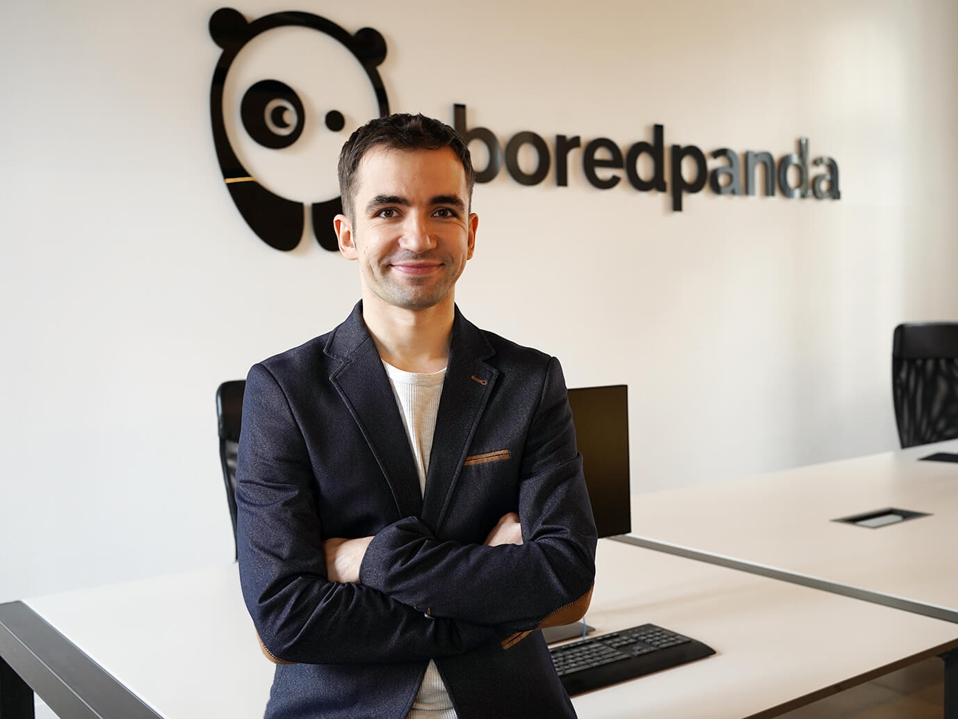 „Bored Panda“ vadovas Tomas Banišauskas pasidalijo verslo kūrimo užkulisiais: kaip ne tik tapti populiariu internete, bet ir iš to uždirbti milijonus